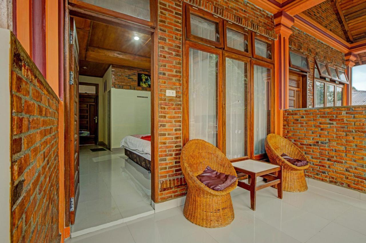 Oyo 3202 Hans Homestay Tuk Tuk Exteriér fotografie